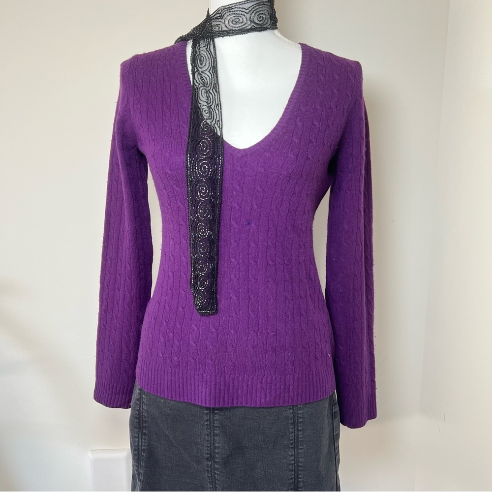 J.Crew 100% Pure Cashmere Dark‎ Purple Cable-Knit V-Neck Sweater 🍆